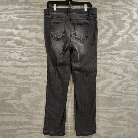 Spanx SZ L Black Wash Pull On Stretch Slimming Shaping Casual Jeans Denim - Picture 2 of 10